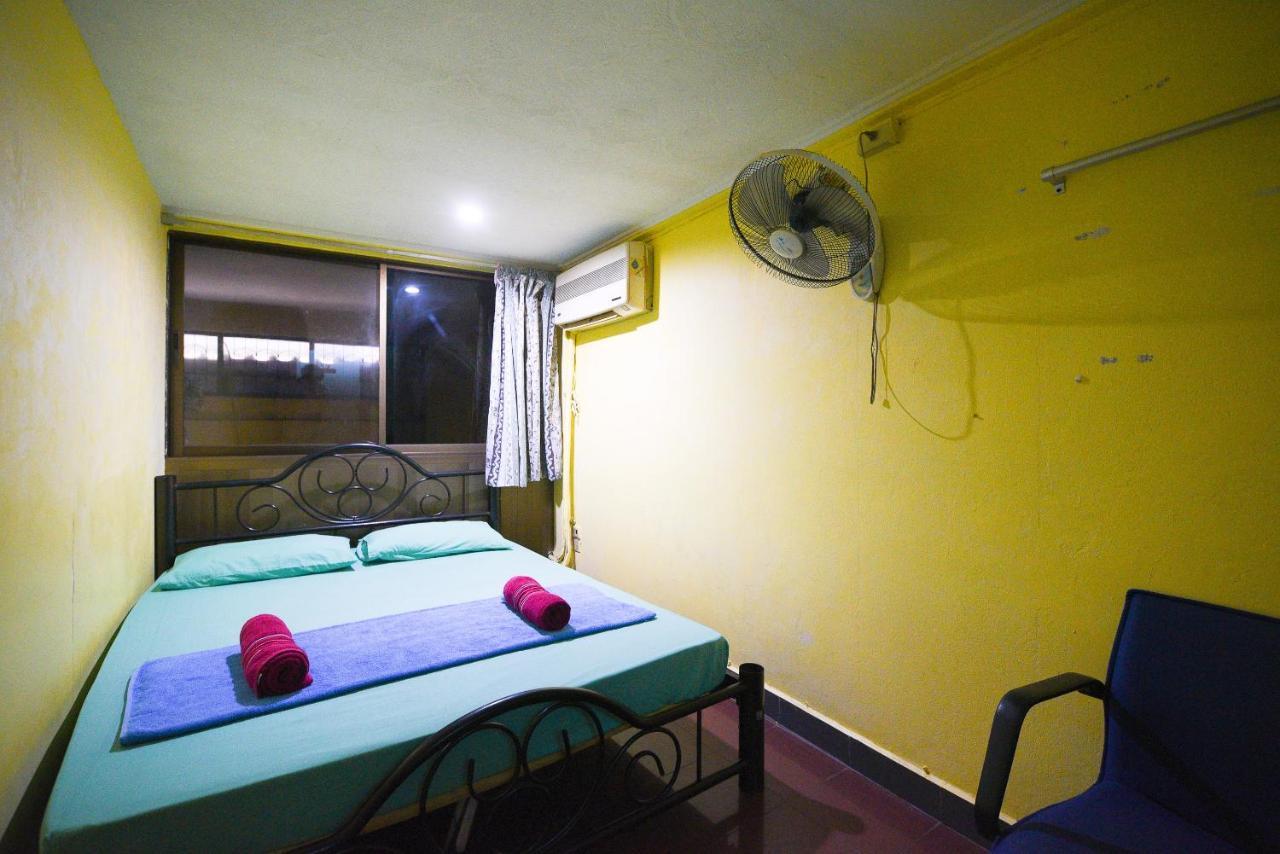 Oyo 938 Place Inn Bangkok Esterno foto